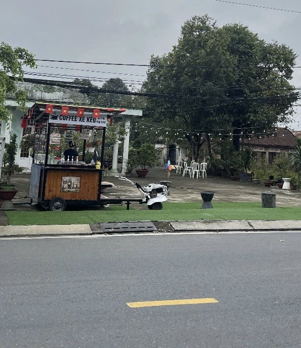 Không gian Cafe Xe Kéo ban ngày